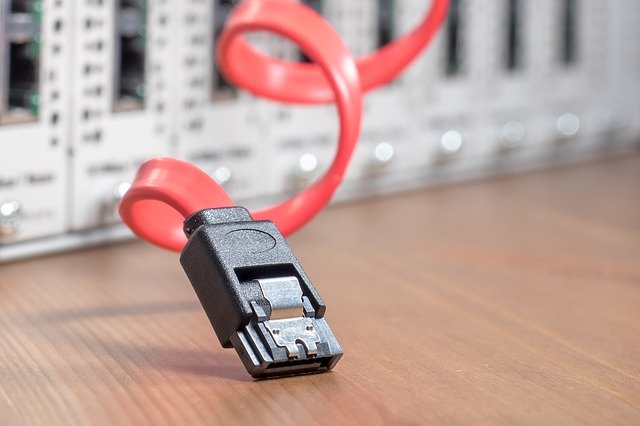 Reparer une prise de telephone ADSL : comment s’y prendre ?